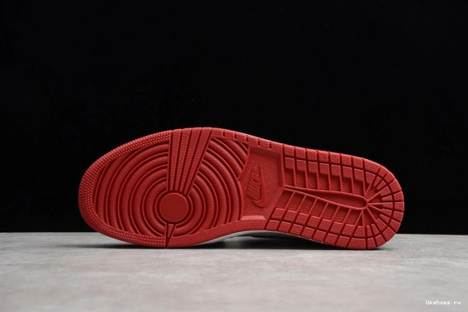 Jordan UNC Fearless CK5666-100 1 Chicago To Air 0812